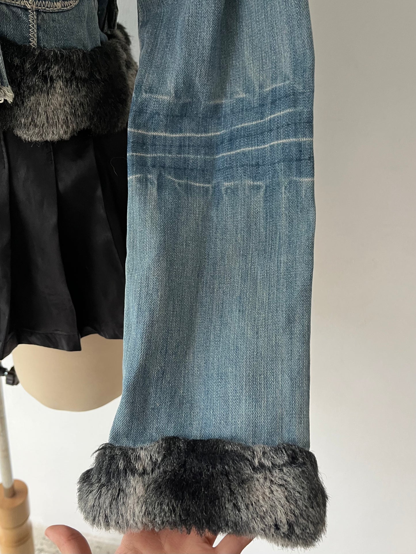 Focused grunge jean jacket