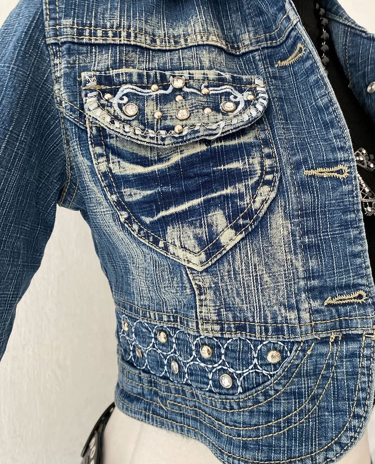 Focused waist jean jacket