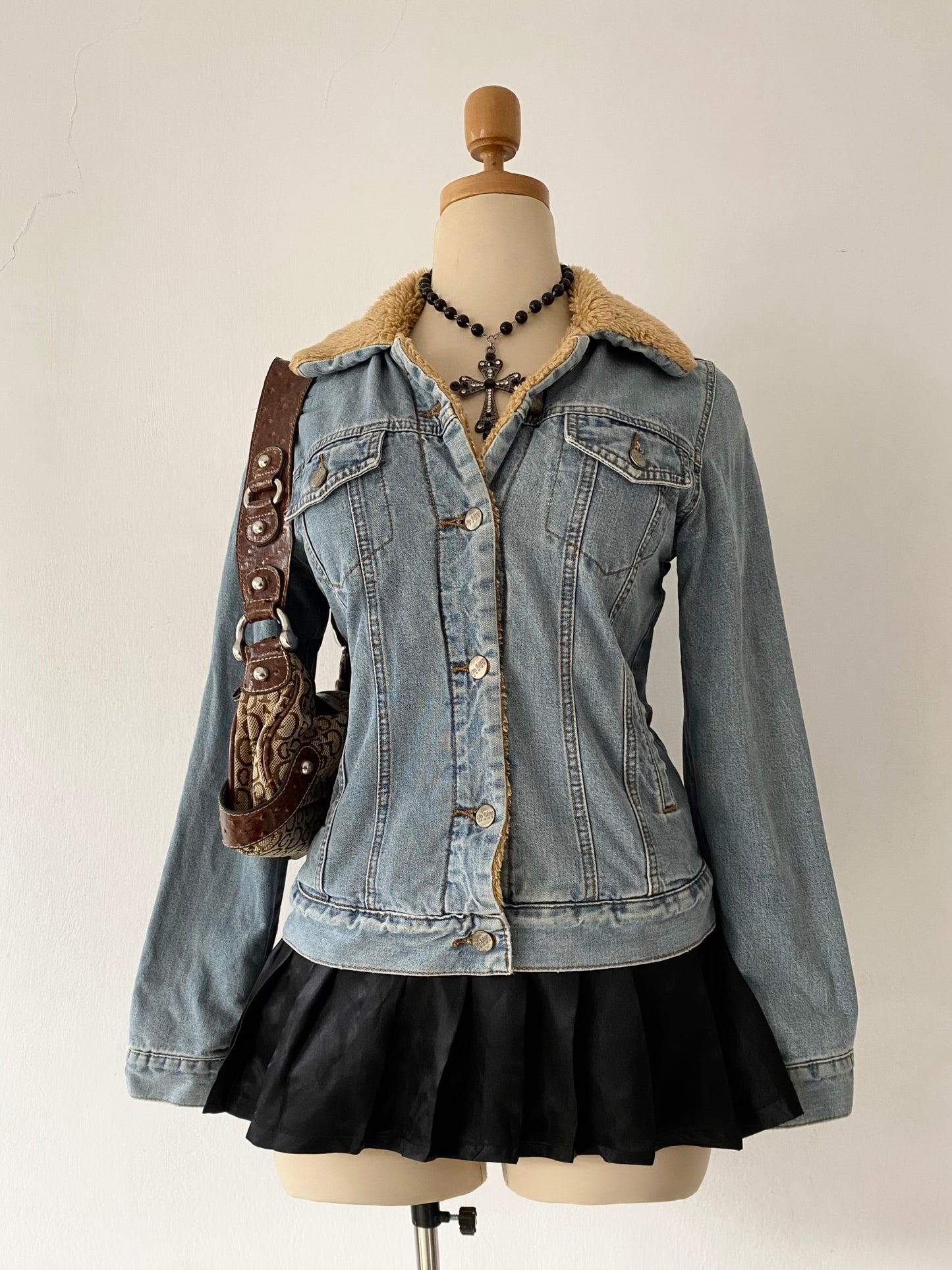 Jean jacket with warm lining
