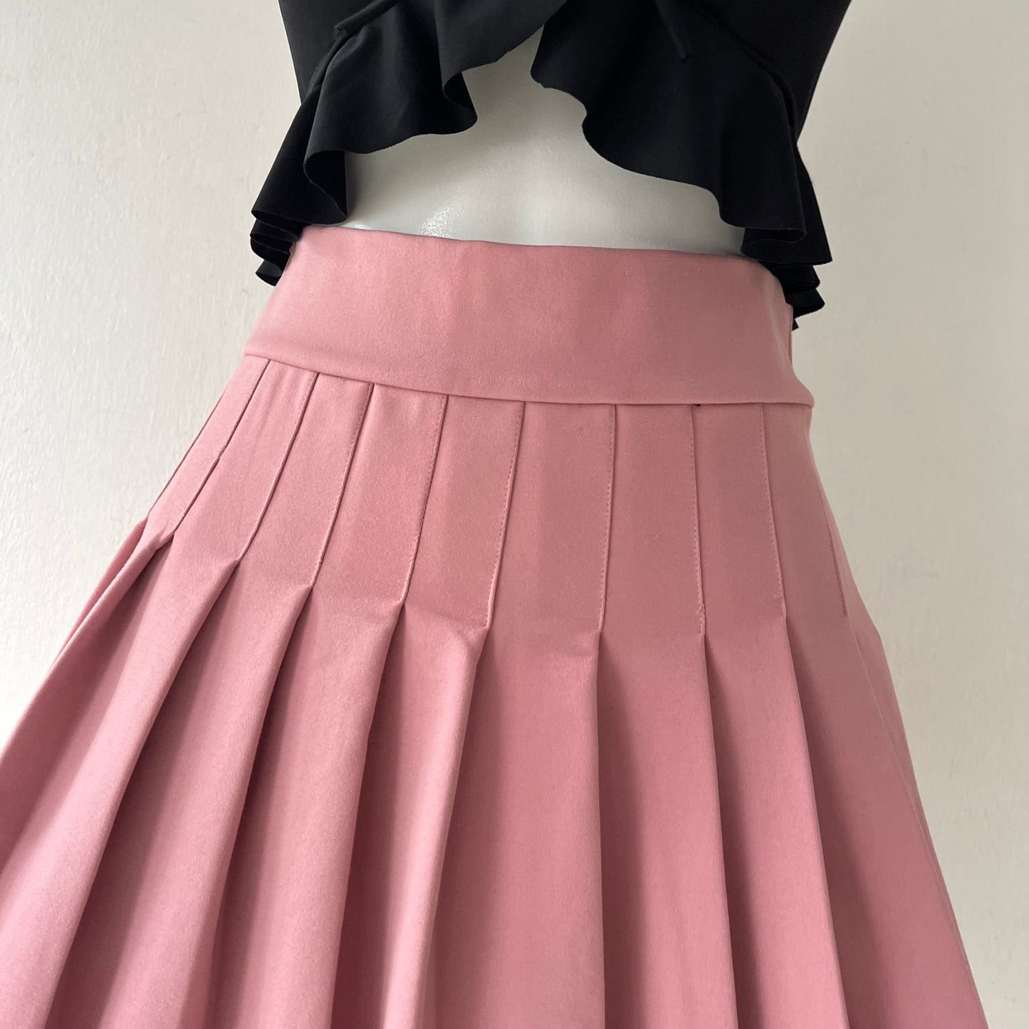 Rosewood pleated skirt