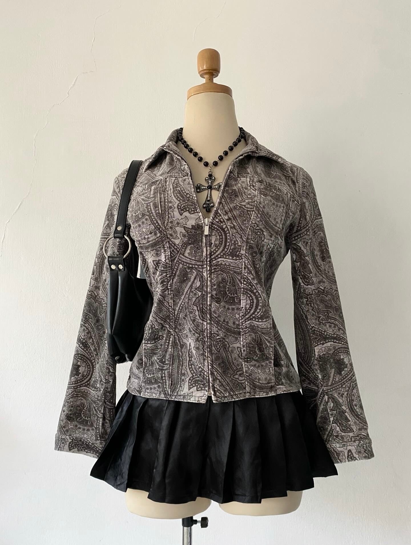 Pana jacket with gray designs