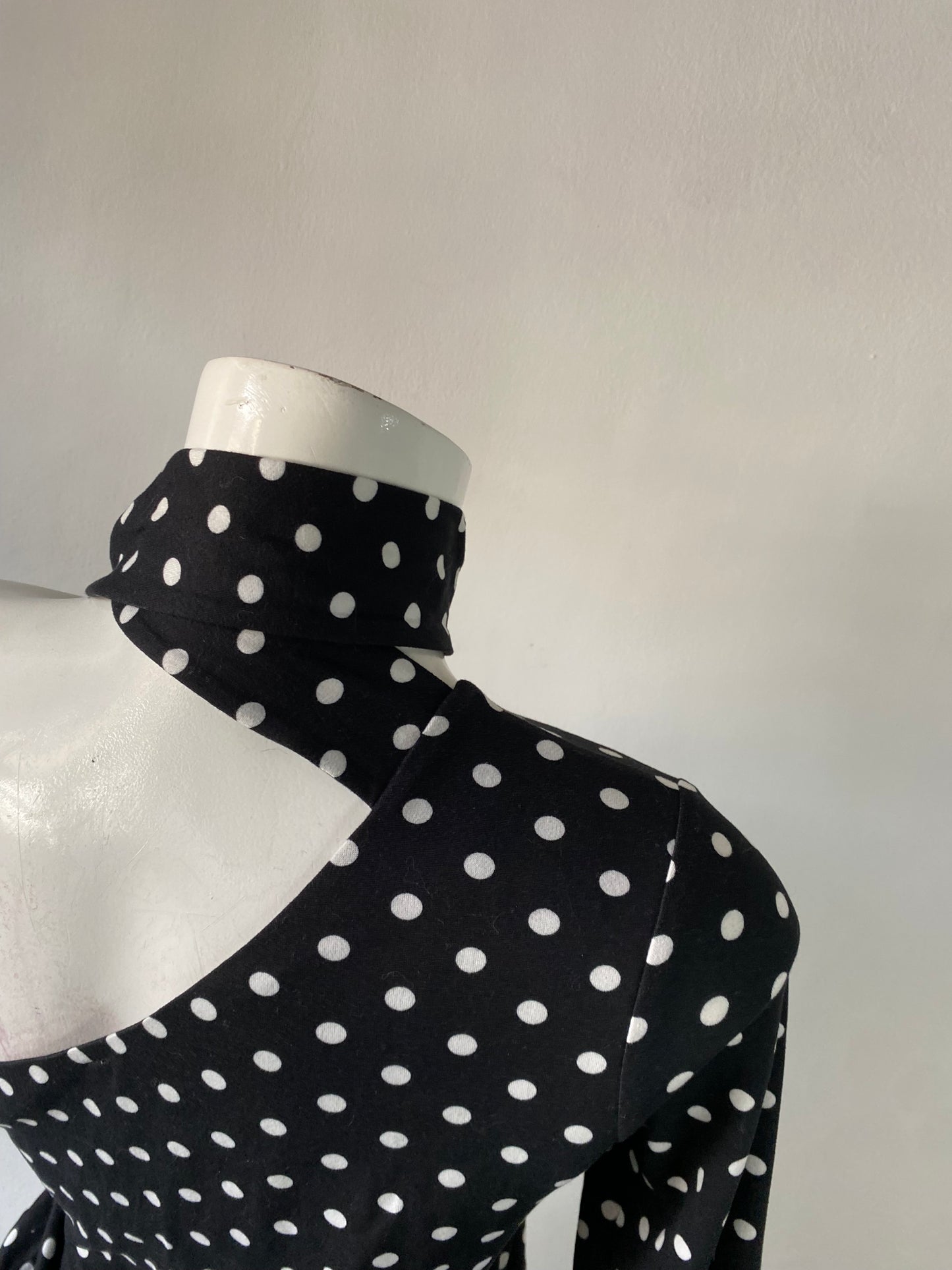 Polka dots top con chall
