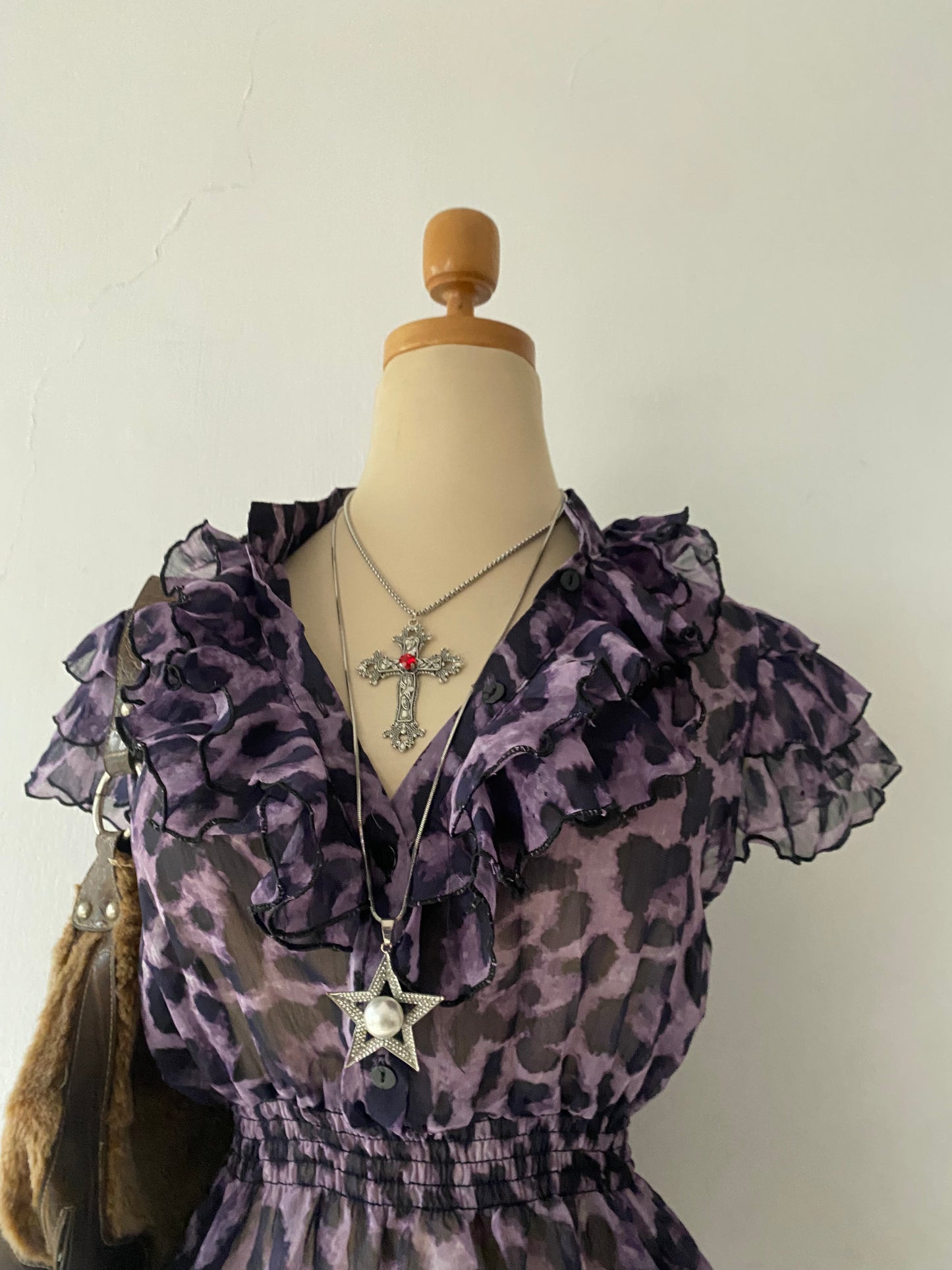 Cheetah print blouse~ Size M