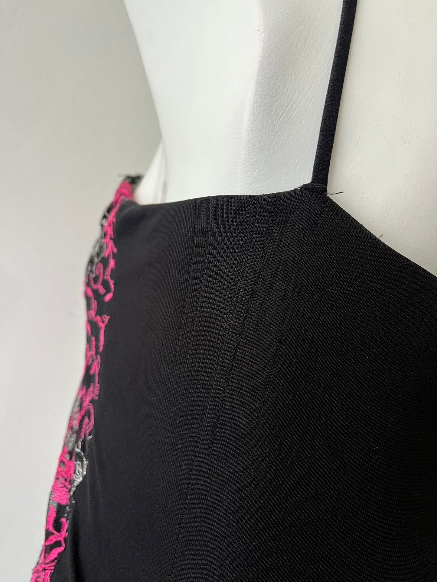 Asymmetrical fairy jumpsuit with floral embroidery design