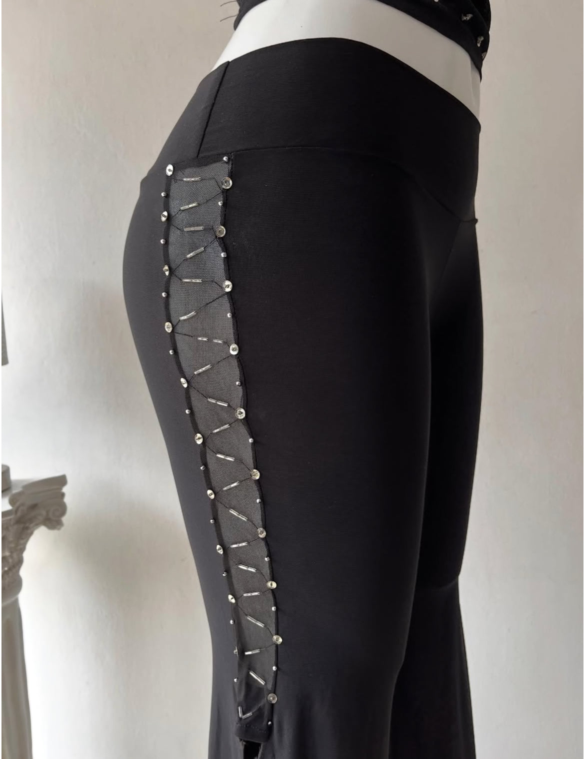 Black flared pants with sequins-size M