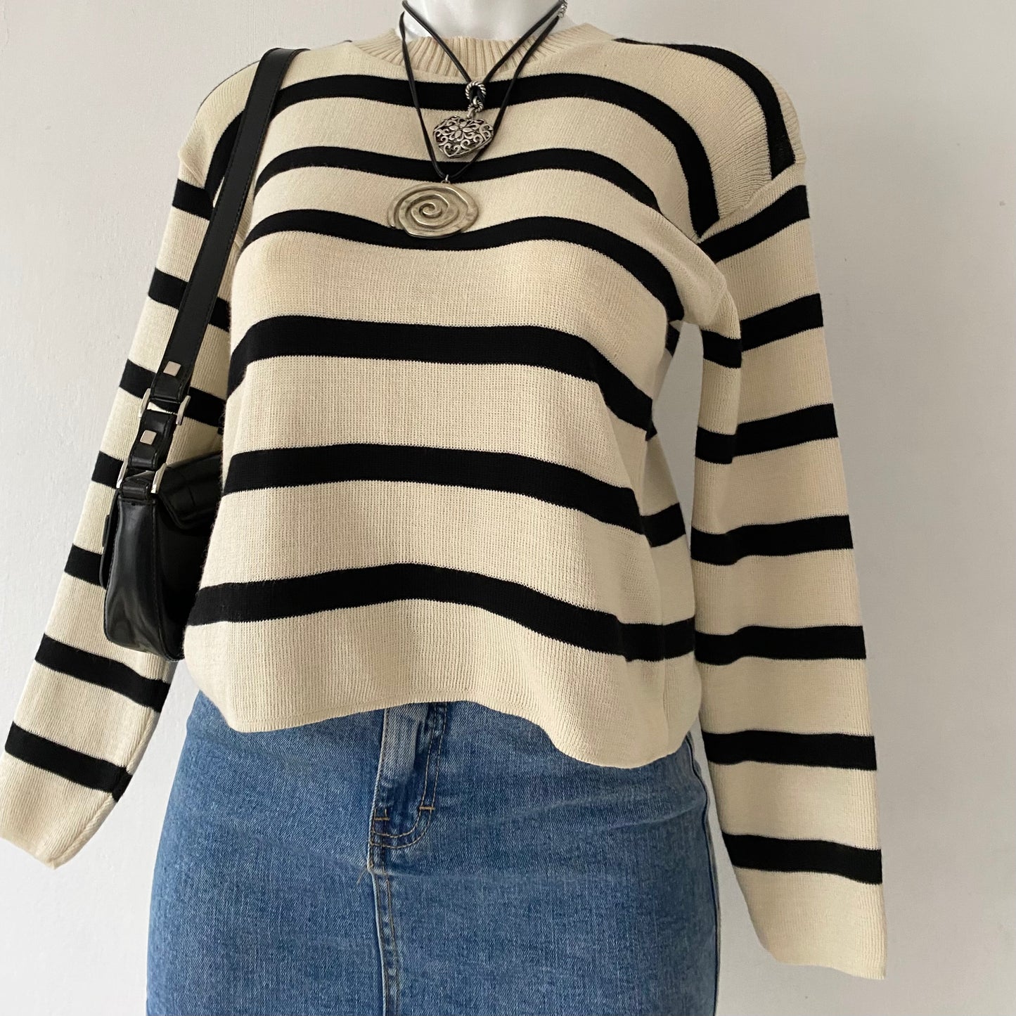 Long-sleeved striped knit top