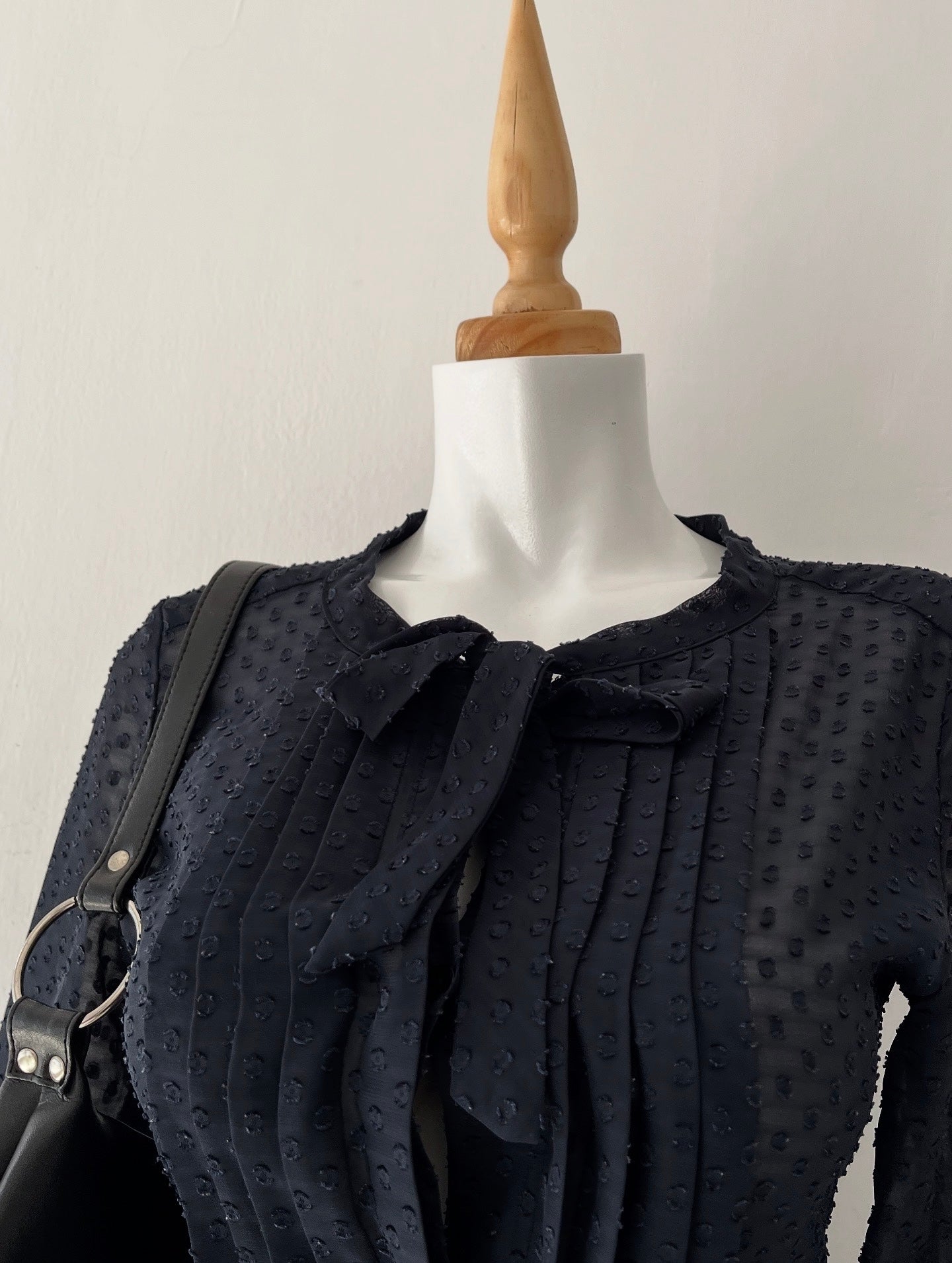 Coquette blouse with bow
