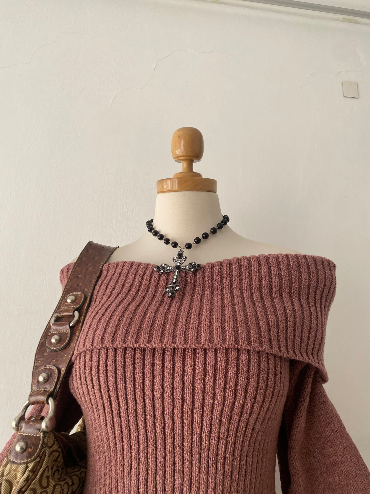 Off-shoulder sweater