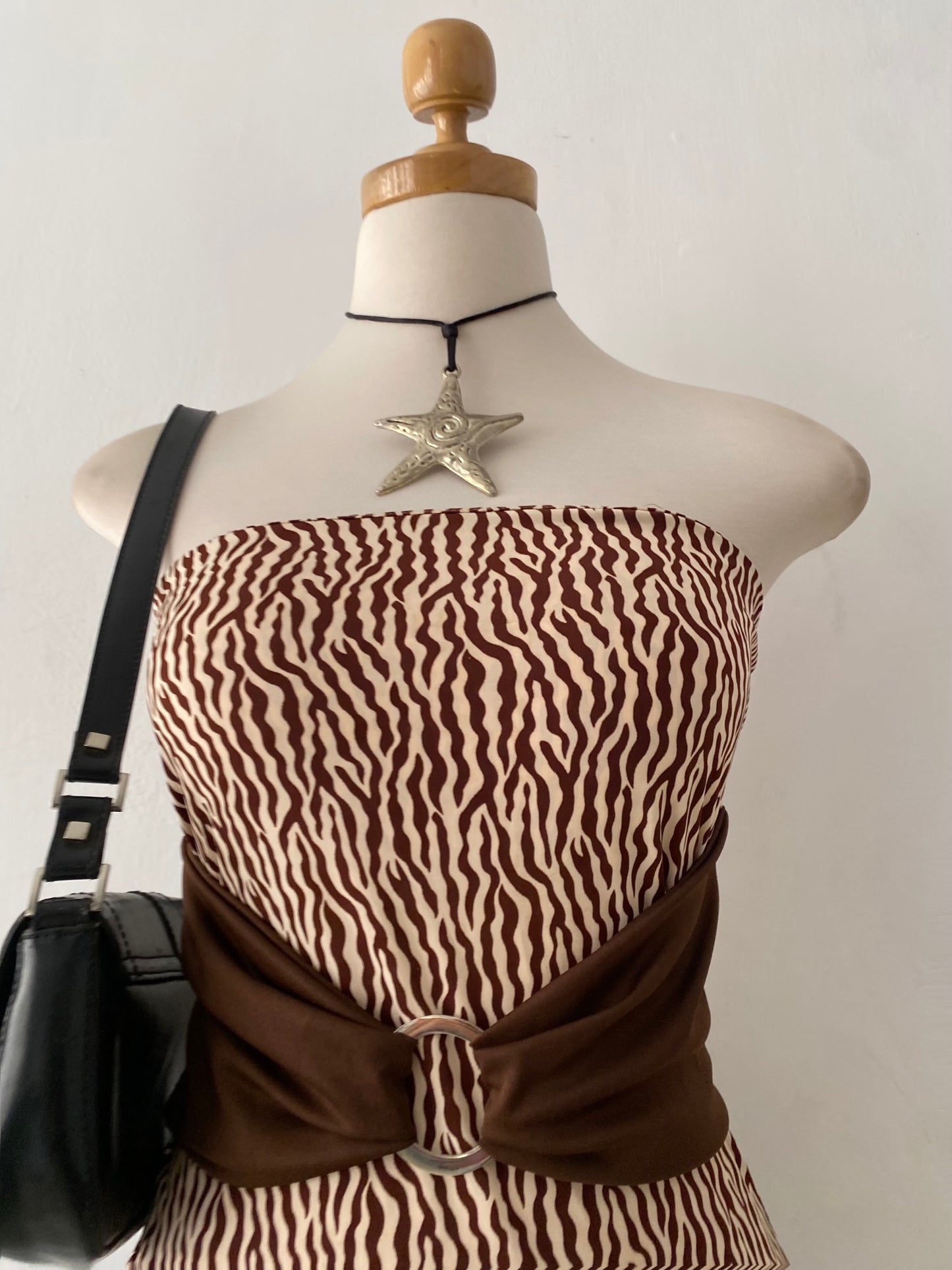 Strapless top with animal print
