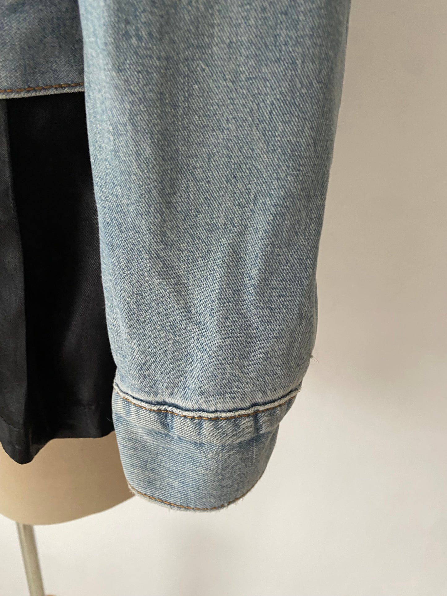 Jean jacket with warm lining