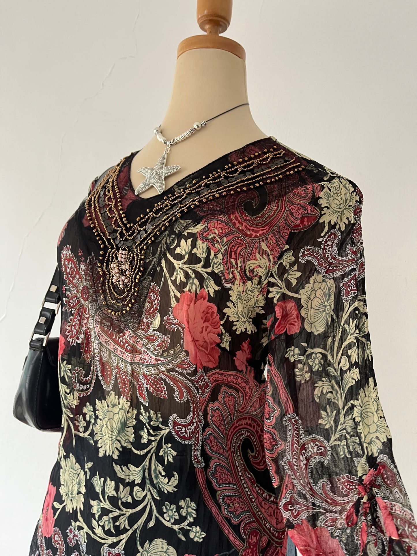 Boho chic blouse