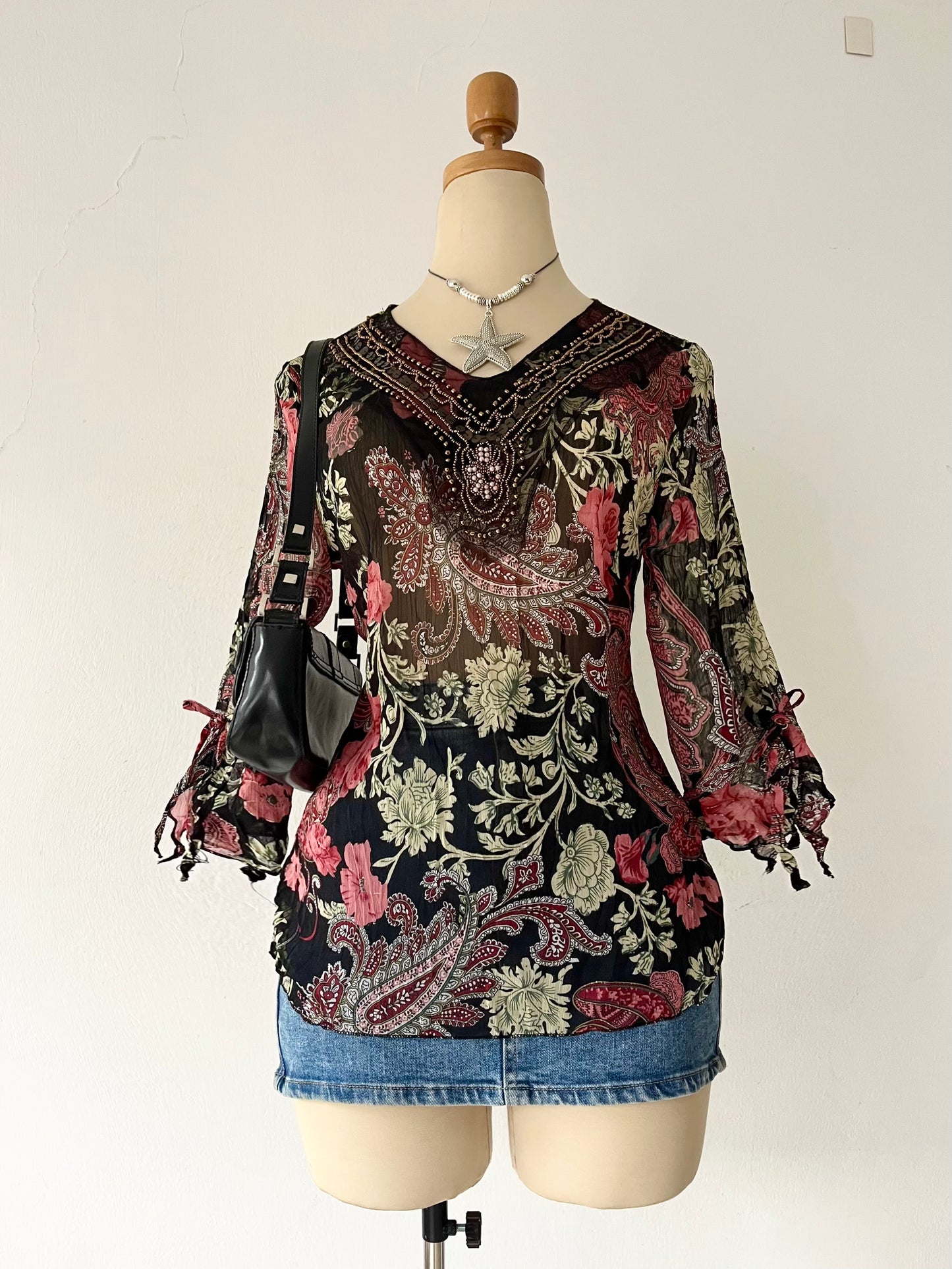 Boho chic blouse