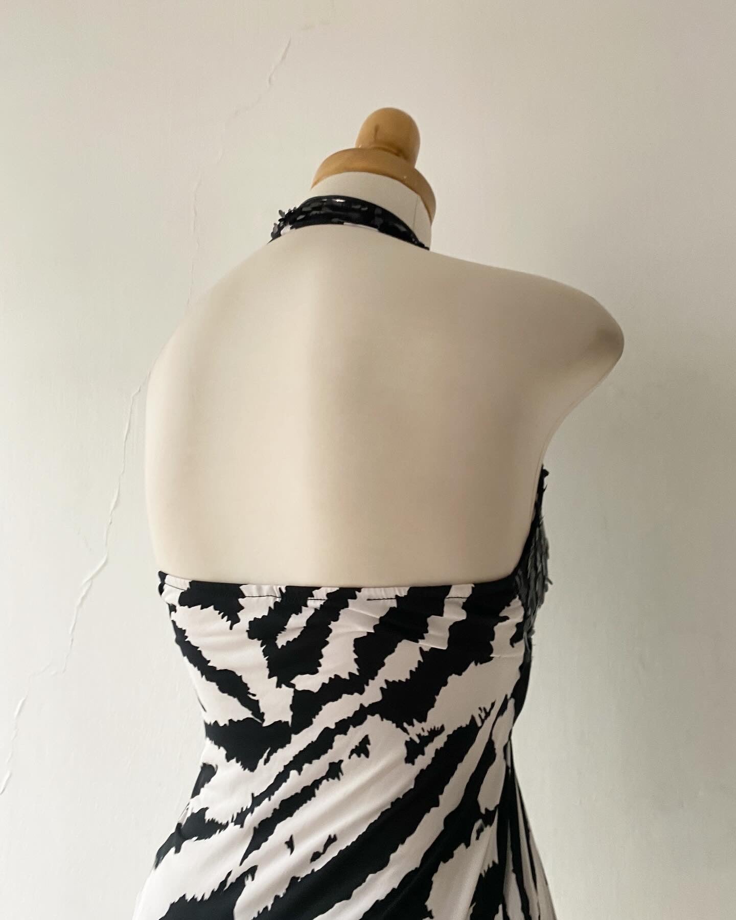 Sequin halter top ~ Size S