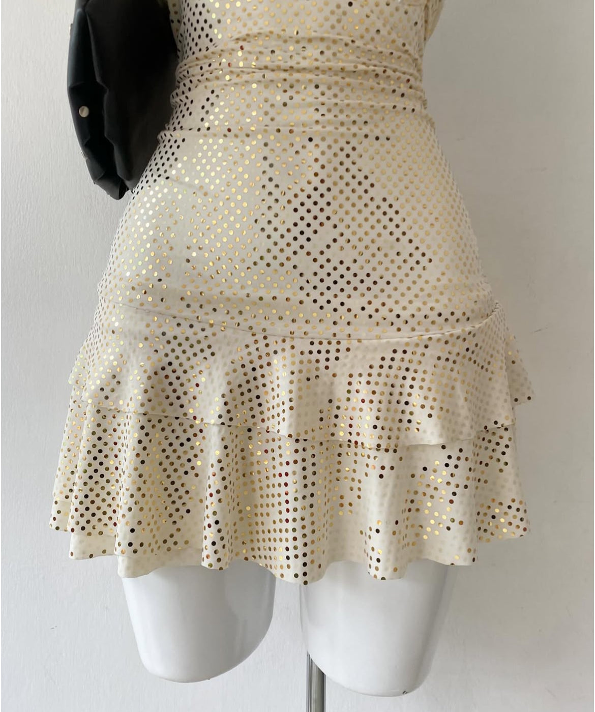 Polka dots dress with bow