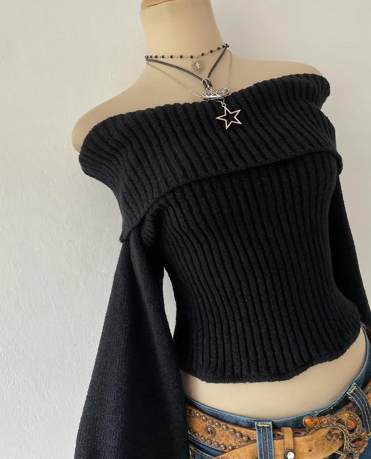 Off shoulder sweater black