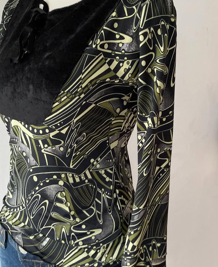 Bell-sleeved top