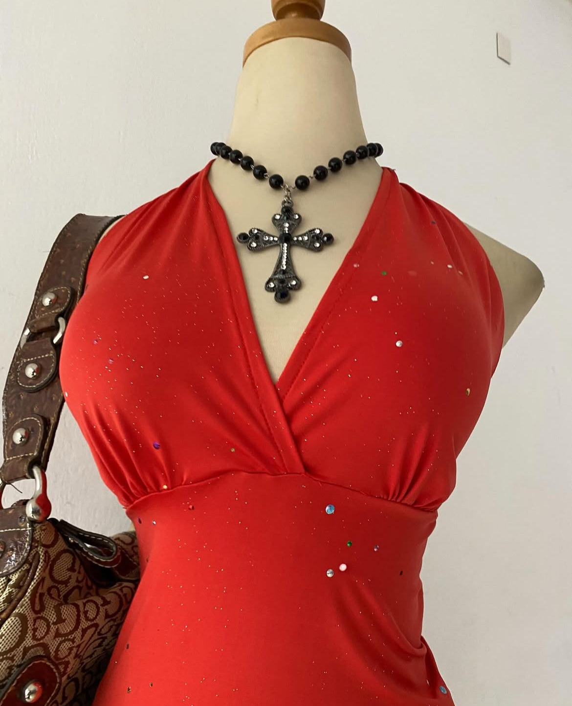 Asymmetrical coral top