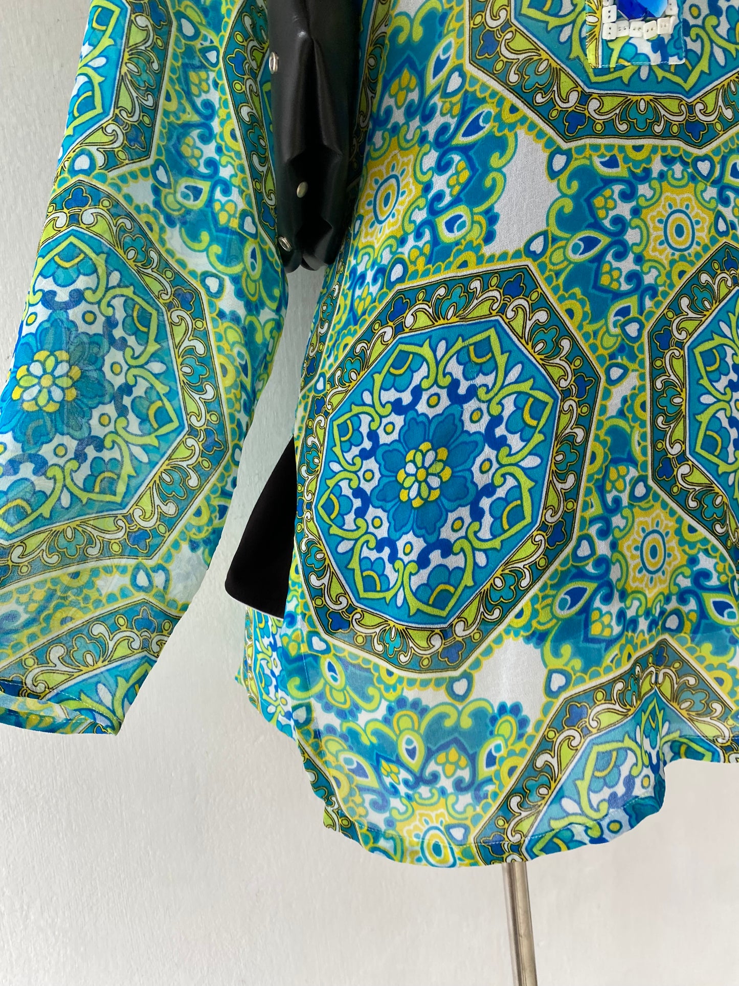 Boho chic blouse
