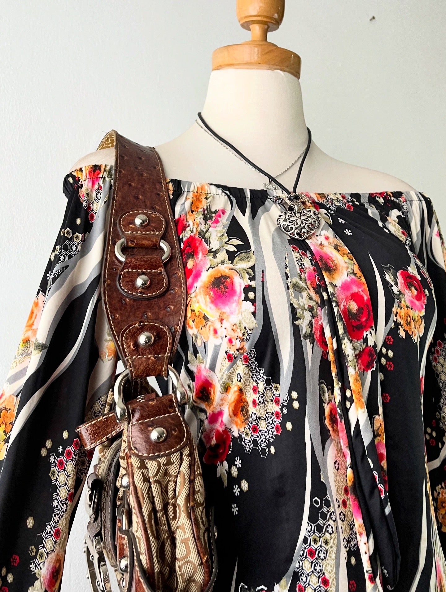 Long sleeves floral top