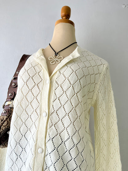 Knitted cardigan with lace