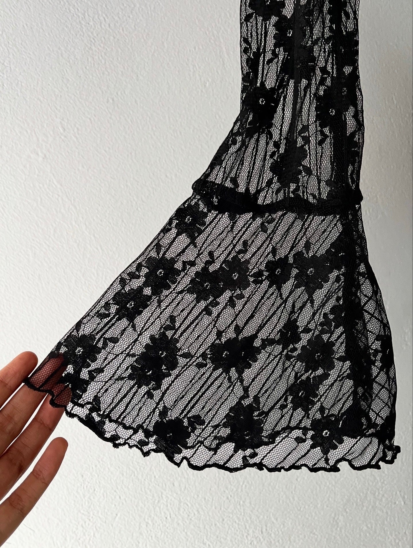 Bell-sleeved mesh top