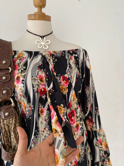 Long sleeves floral top