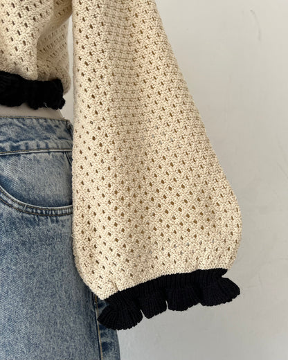 Knitted cardigan with bow