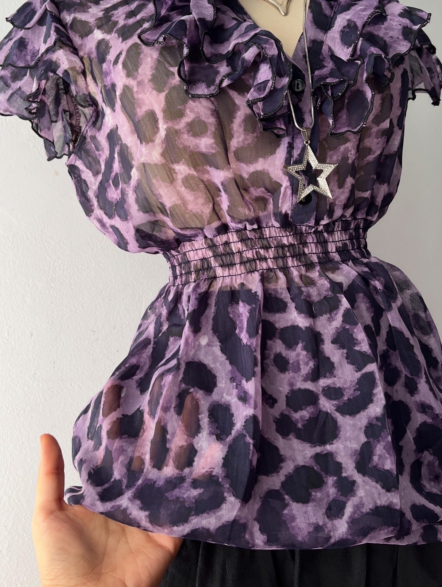 Cheetah print blouse~ Size M