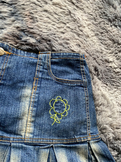 Mini skirt jean~ size S