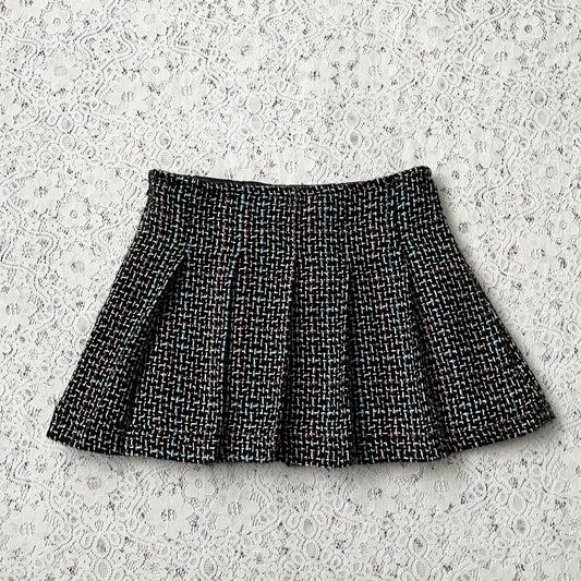 Pleated wool skirt