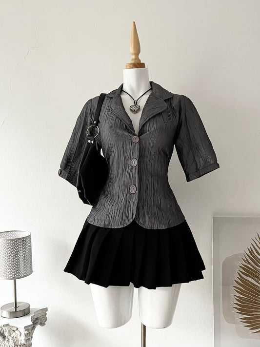 Adorable iridescent gray blouse