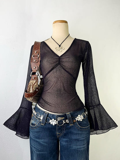Mesh top with flared sleeves