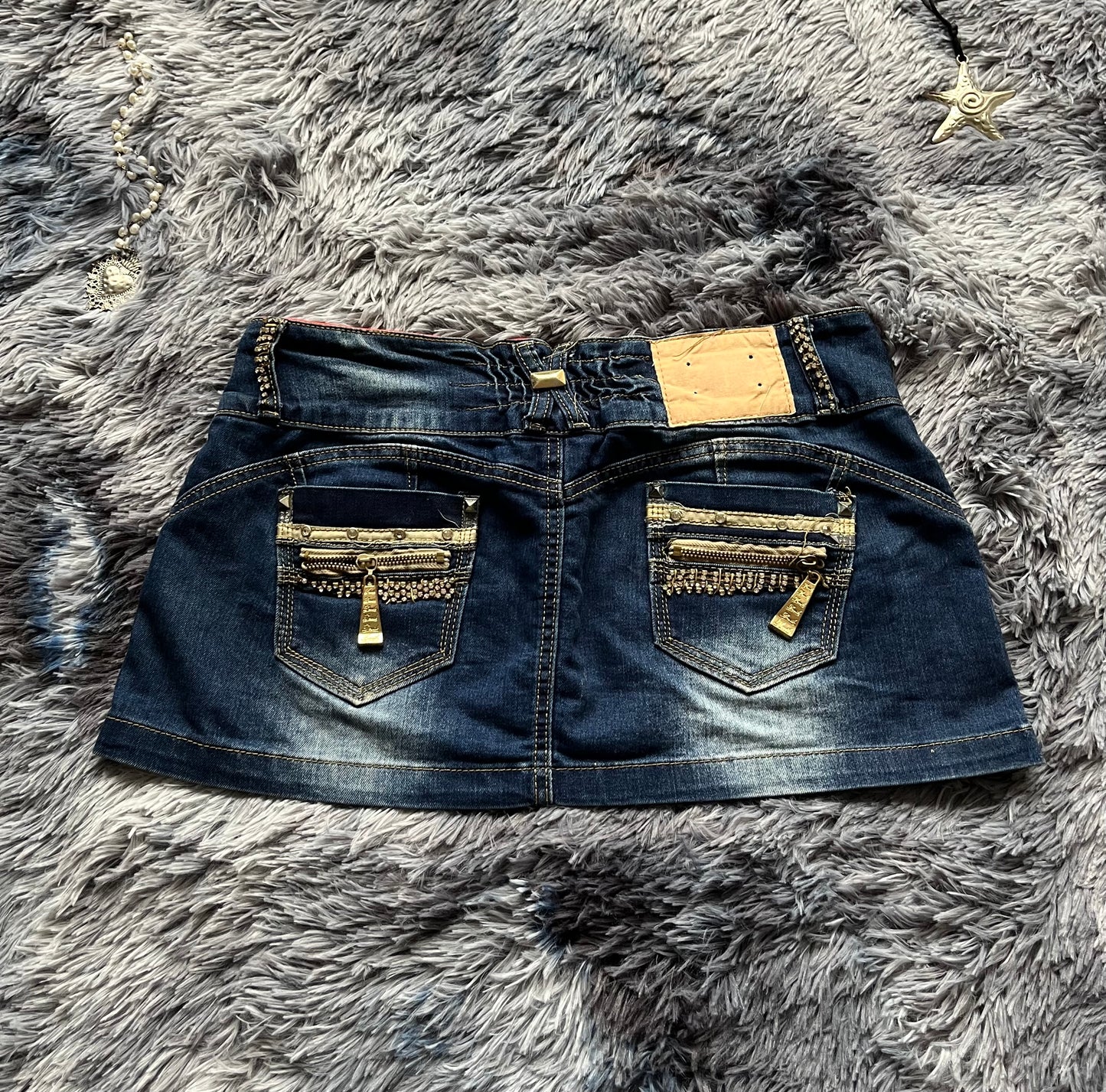 Y2k mini skirt jean~size M