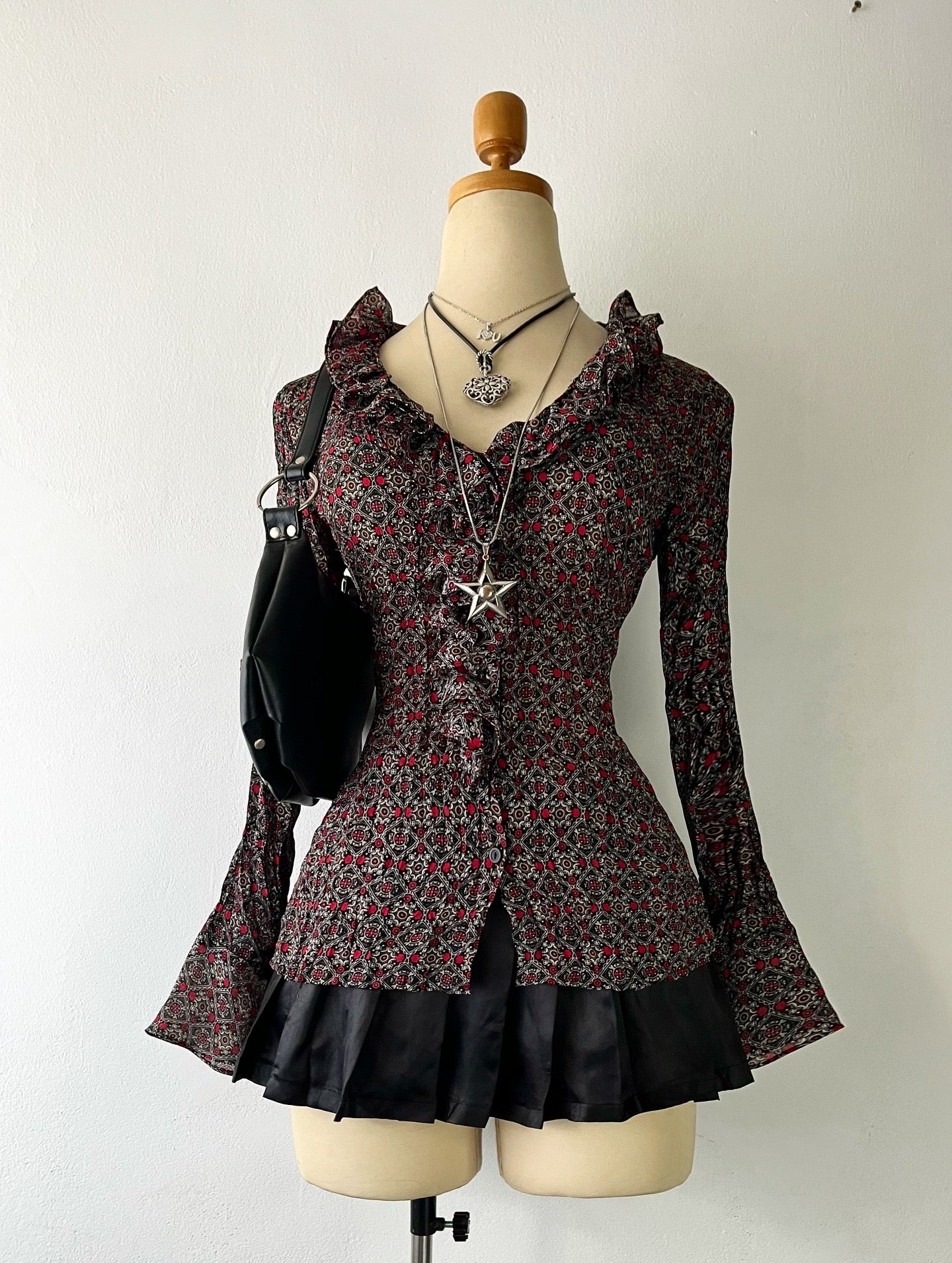 Adorable bohemian top