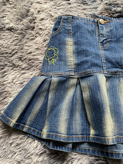Mini skirt jean~ size S