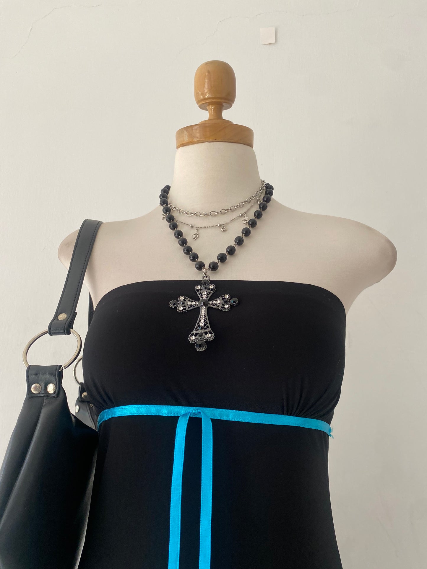 Strapless black dress with light blue bow