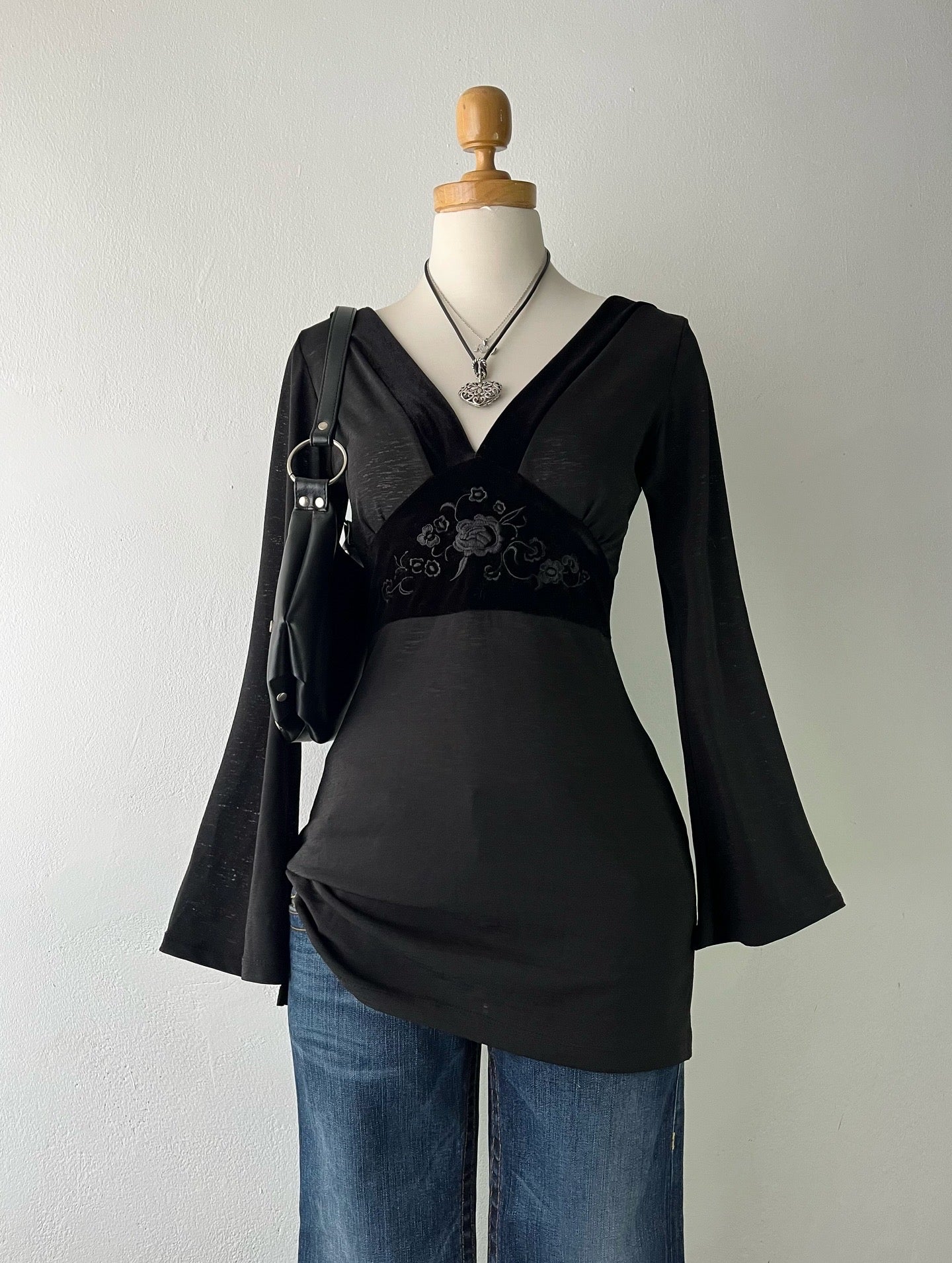 Bell-sleeved polydress top