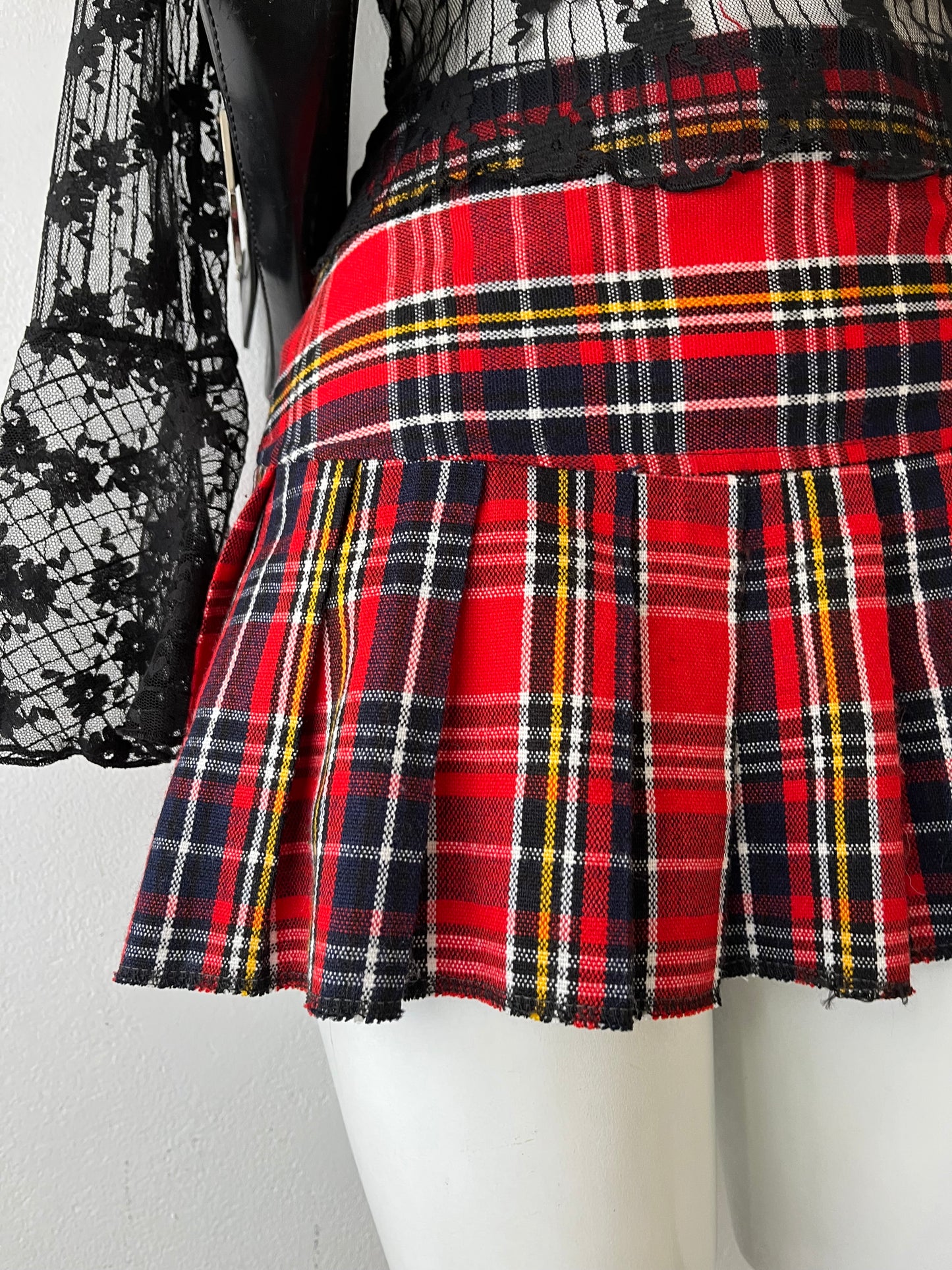 Pleated plaid skirt