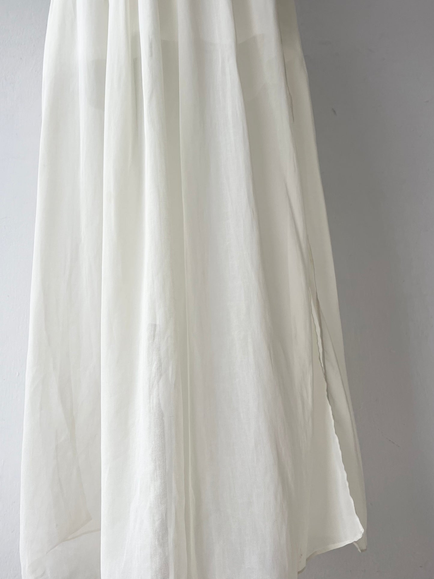 White strapless dress