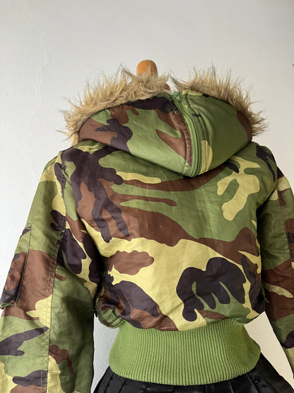 Reversible padded jacket with hood