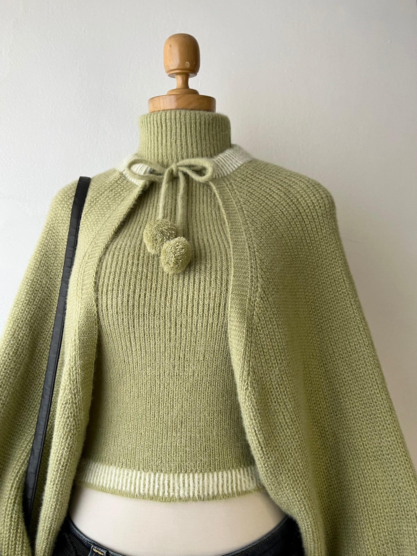 Set (Knitted cardigan + knitted top)