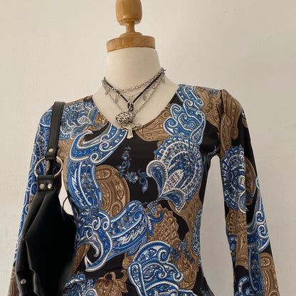Bell-sleeved top