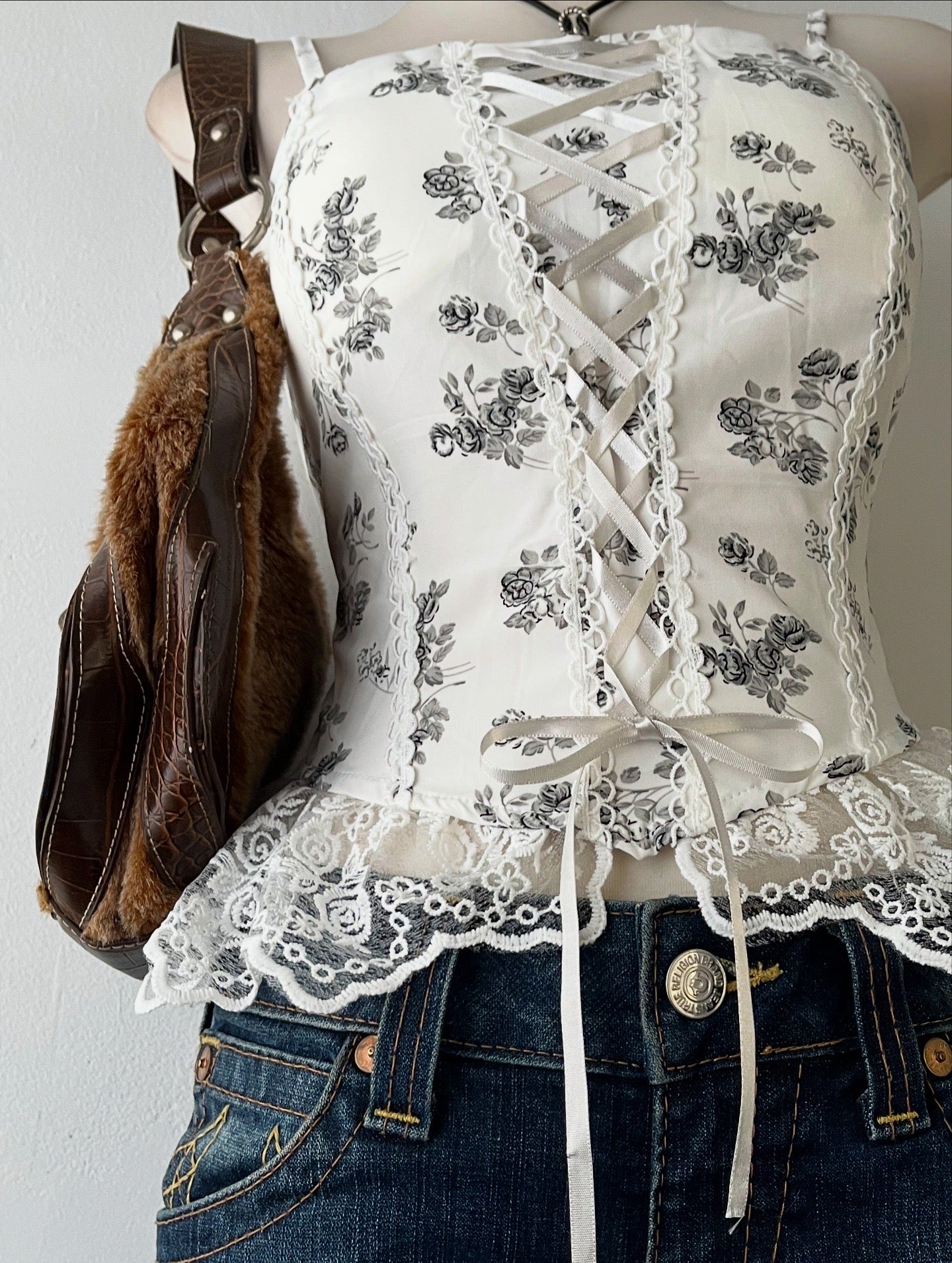 Coquette top with lace