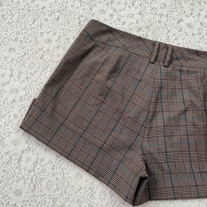 Low-rise plaid shorts