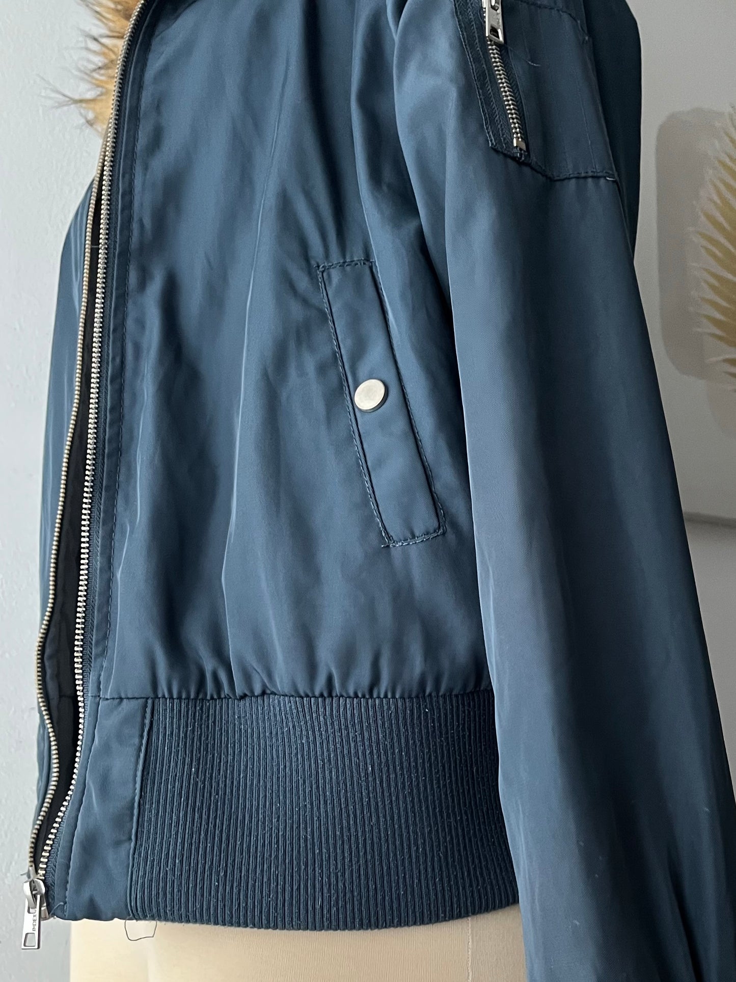 Padded jacket with hood