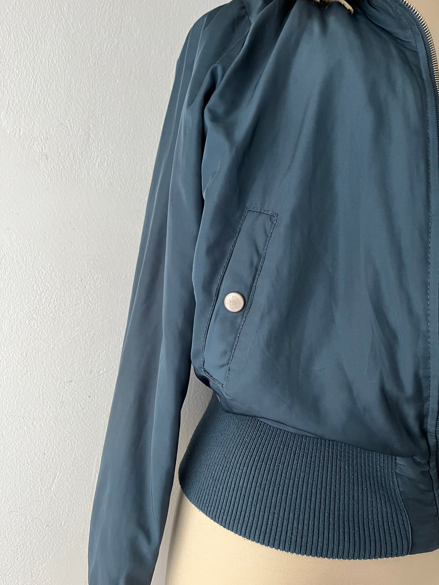 Padded jacket with hood