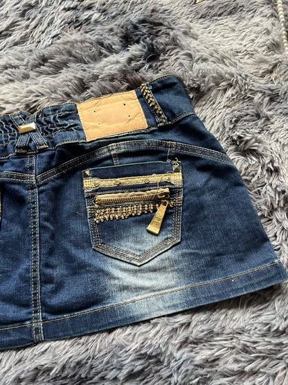 Y2k mini skirt jean~size M