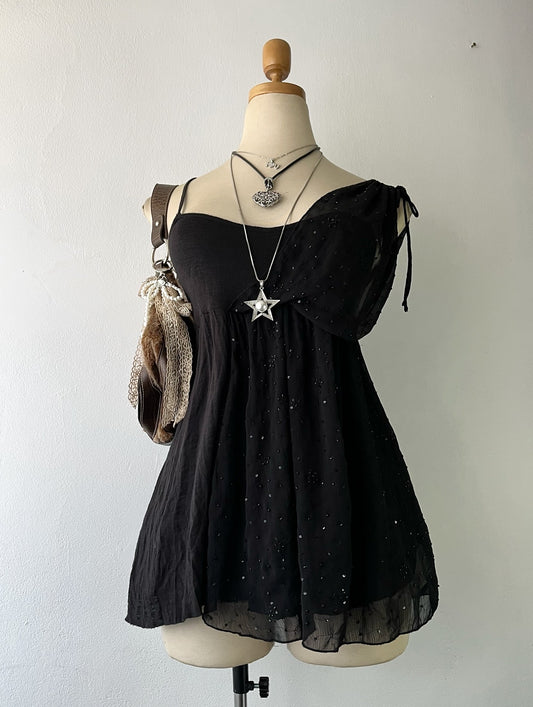 Adorable black top with sequins