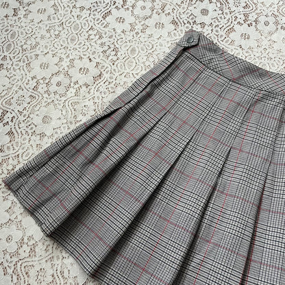 Plaid pleated skirt