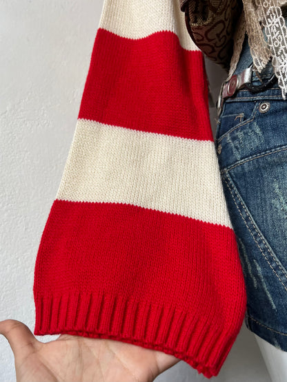 Sweater de cuello alto y mangas acampanadas